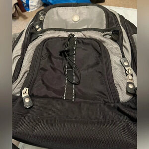 DELL-BACKPACK~LG~MAC DADDY-OF BACKPACKS